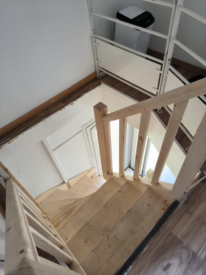3 Hebergements - Au 1Er Etage 1 Appartement 2 Pieces Et Au 2Eme Etage Un Logement De 2 Chambres Louees Separement Avec Coin Cuisine Et Toilettes A Partager- Dans Pavillon Au Pied Du Rer B A 5 Minutes De Paris Et 30 Mn Stade De France カシャン エクステリア 写真