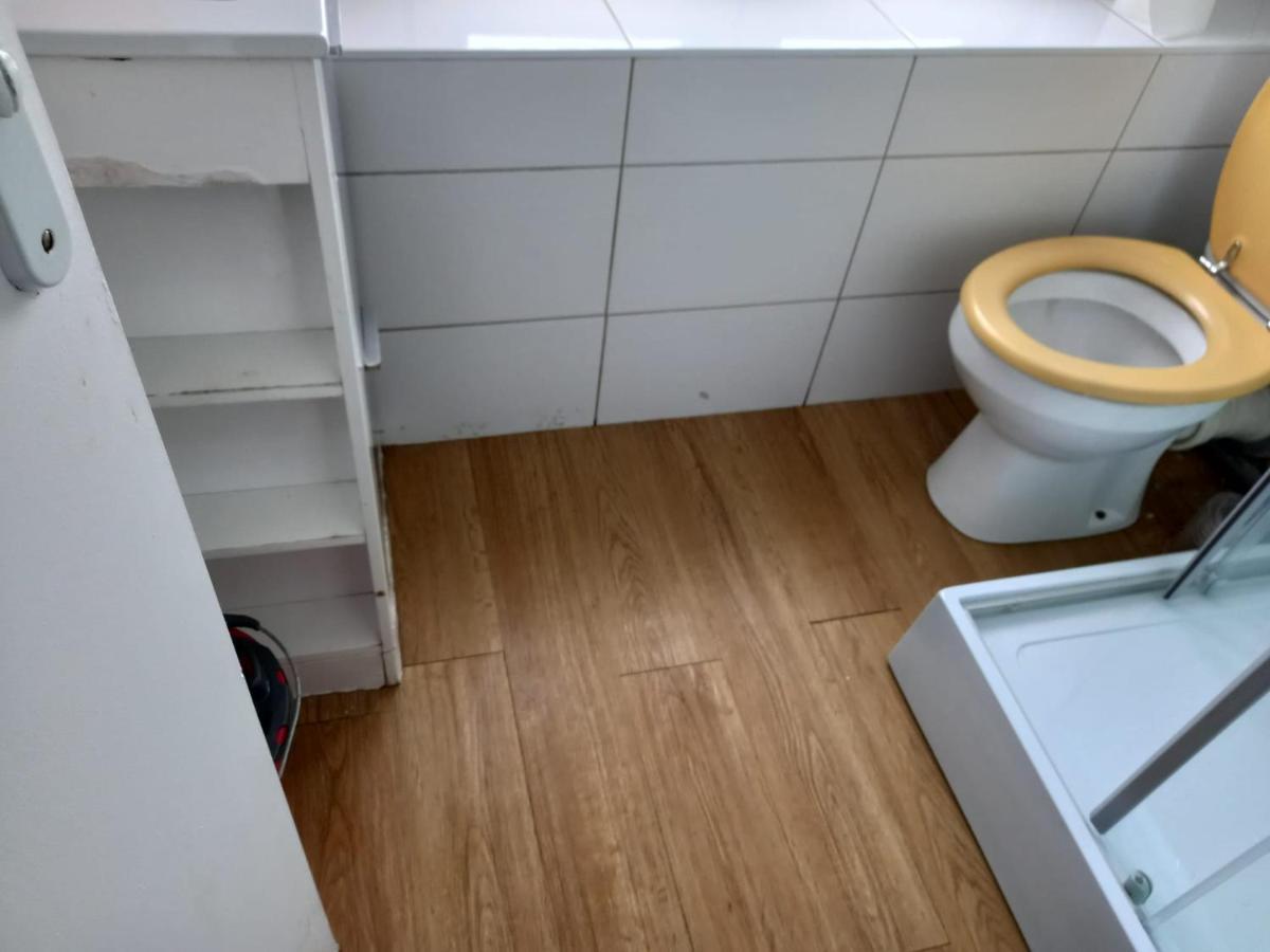 3 Hebergements - Au 1Er Etage 1 Appartement 2 Pieces Et Au 2Eme Etage Un Logement De 2 Chambres Louees Separement Avec Coin Cuisine Et Toilettes A Partager- Dans Pavillon Au Pied Du Rer B A 5 Minutes De Paris Et 30 Mn Stade De France カシャン エクステリア 写真